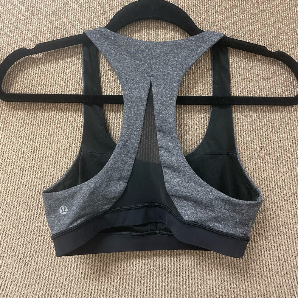 🖤 lululemon athletica sport Bra - Heathered Gray-Black, size 6 (EUC)